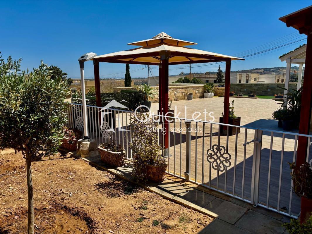 Semi Detached Villa  in Bidnija - Image 4