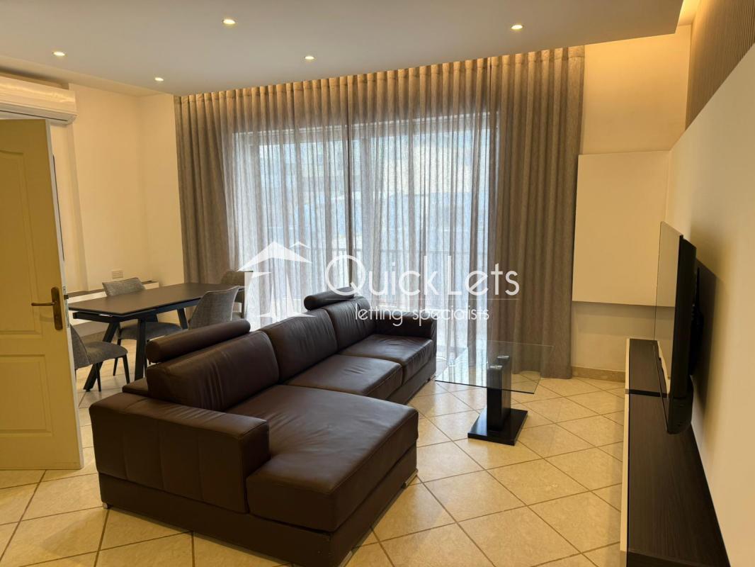 Property in Qawra