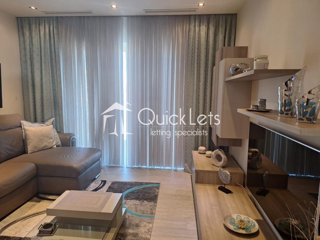 Property in Qawra