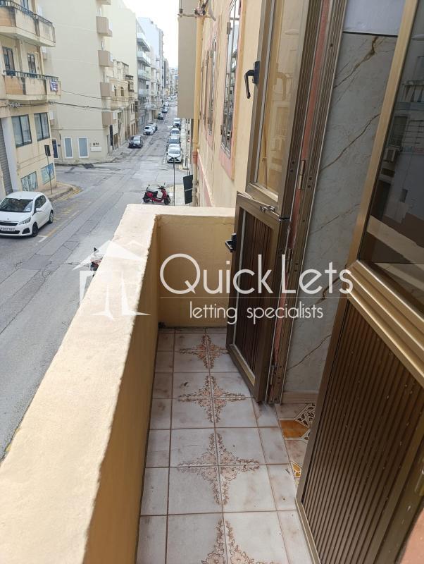 Apartments in Gzira - Image 3