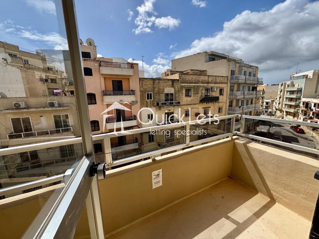 Apartments in Bugibba - Image 2