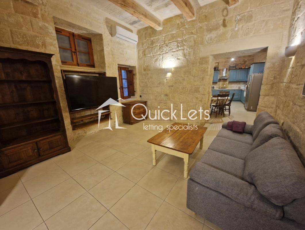 Property in Zebbug