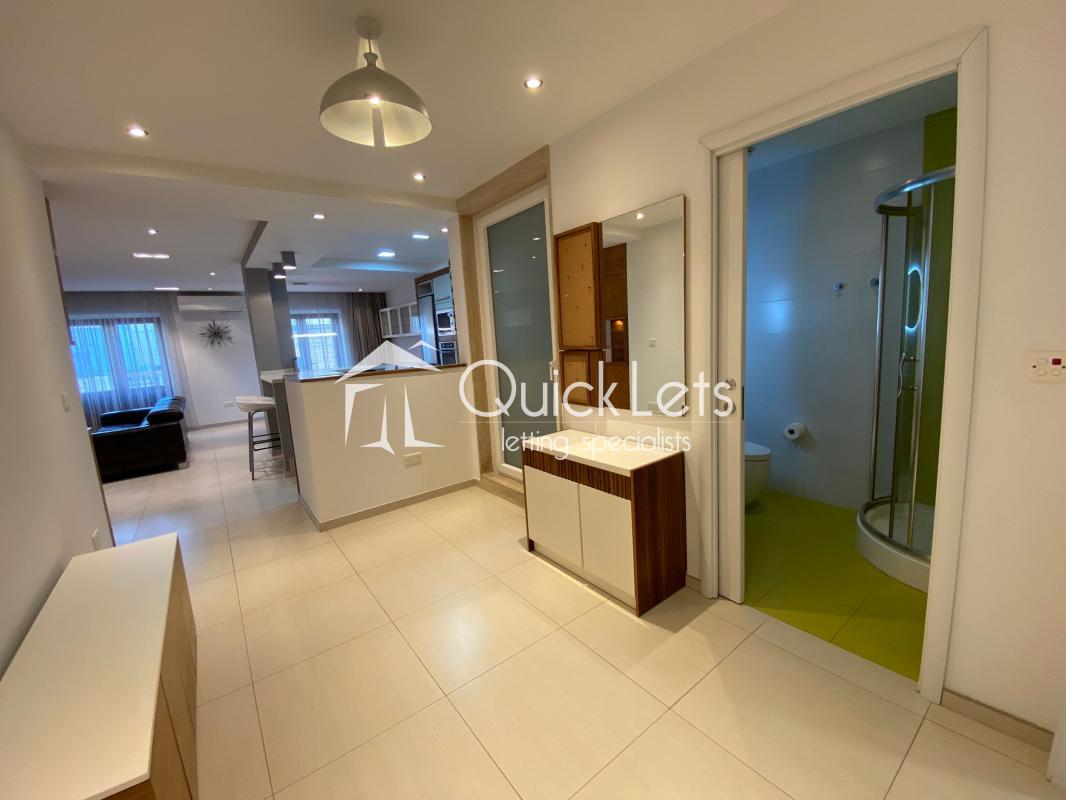 Apartments in Gzira - Image 2
