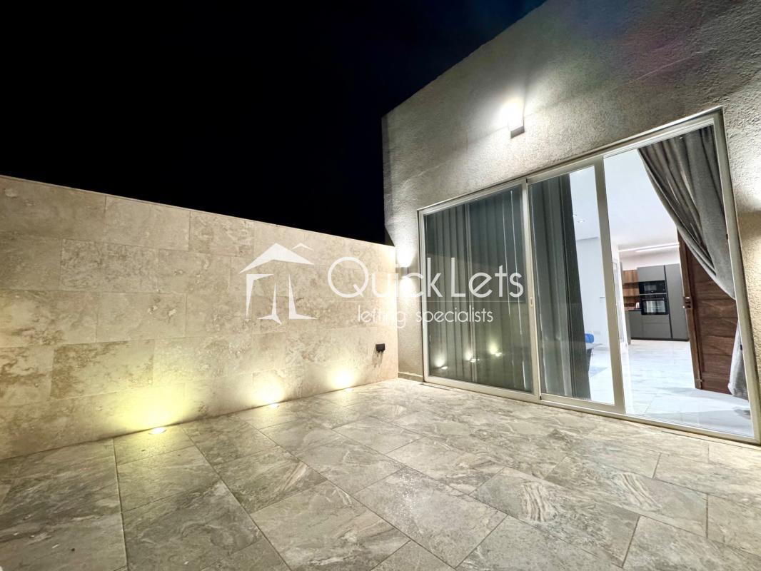 Property in Zebbug