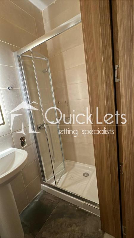 Rooms in Birkirkara - Image 6