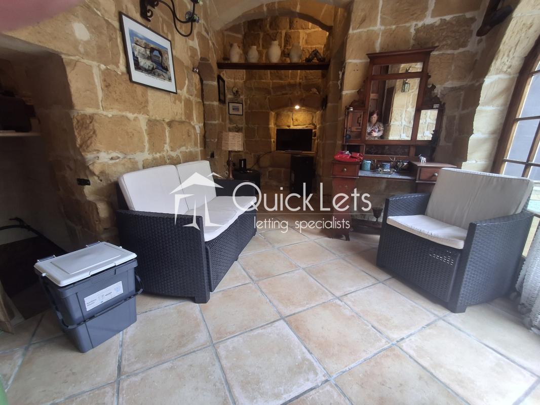 Property in Gozo - Gharb