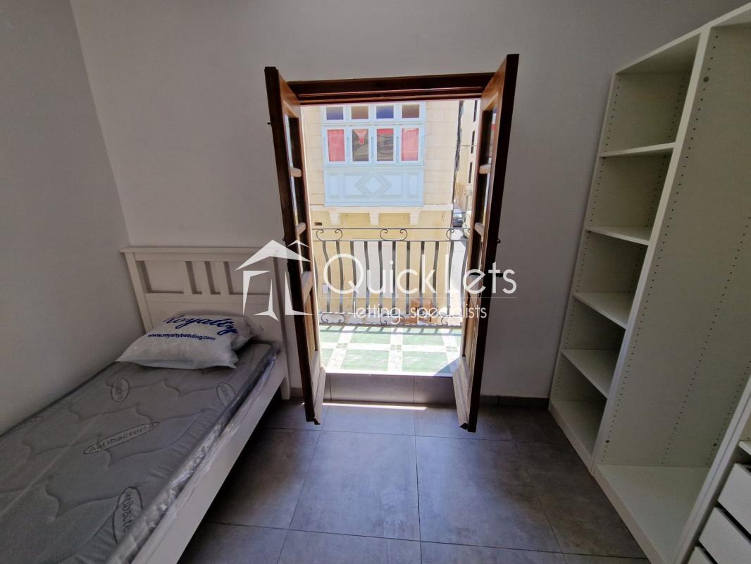 Townhouses in Sliema - Image 5