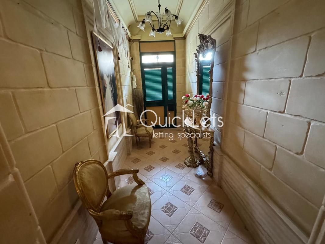 Townhouses in Birkirkara - Image 4