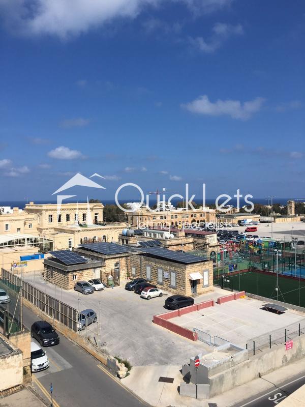 Rooms in Swieqi - Image 5