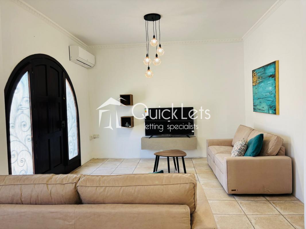Property in Lija