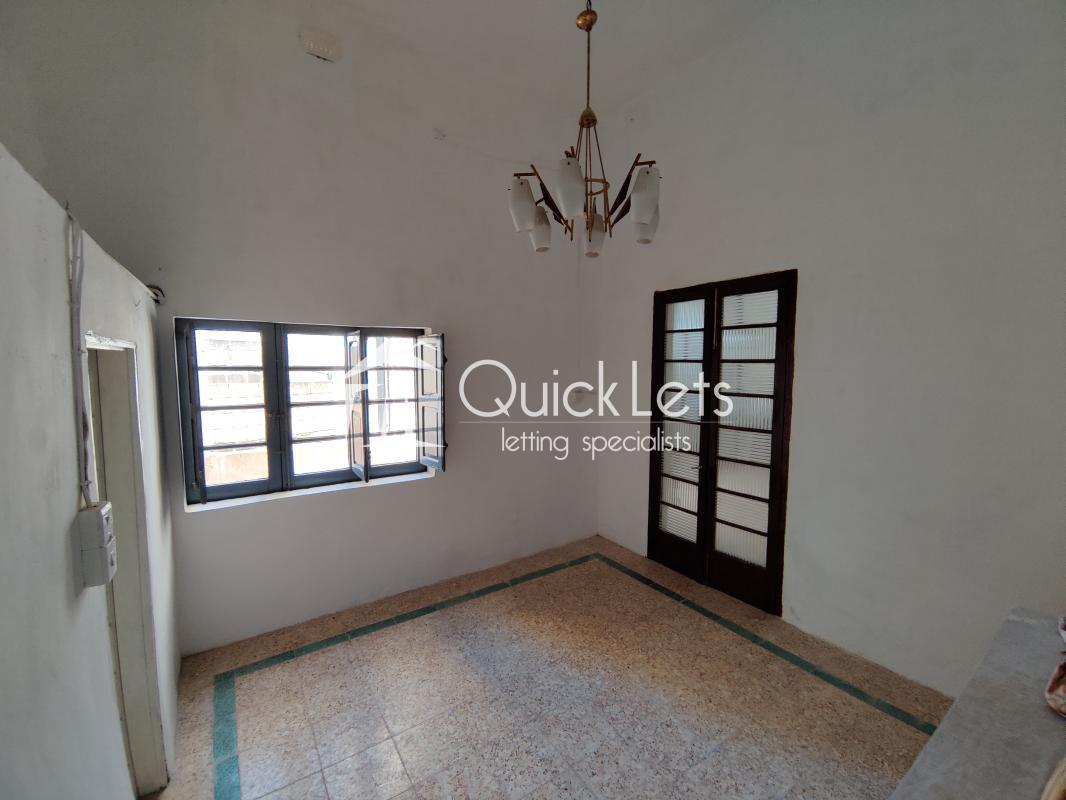 Townhouses in Gozo - Rabat (Victoria) - Image 4
