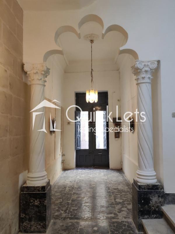 Property in Gozo - Rabat (Victoria)