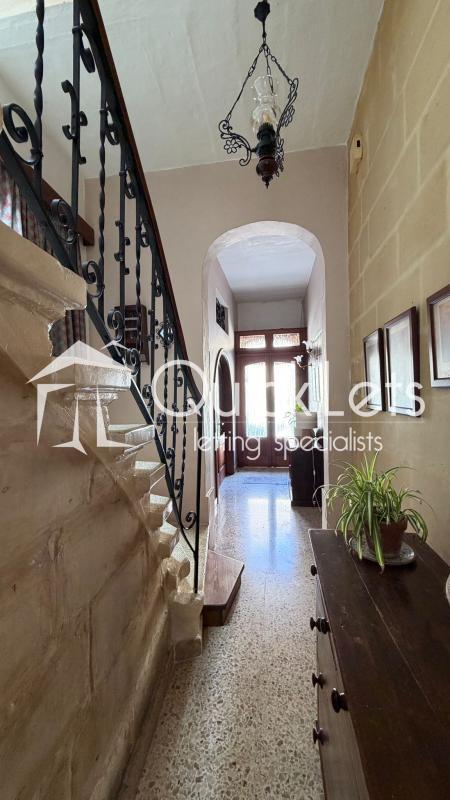 Townhouses in Sliema - Image 2