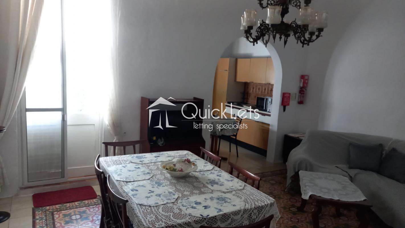 Townhouses in Gzira - Image 4