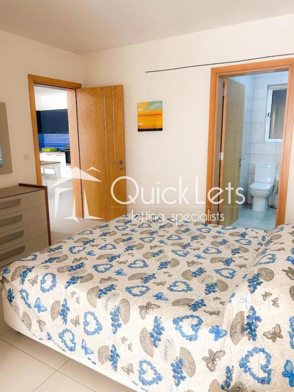 Apartments in Qawra - Image 4