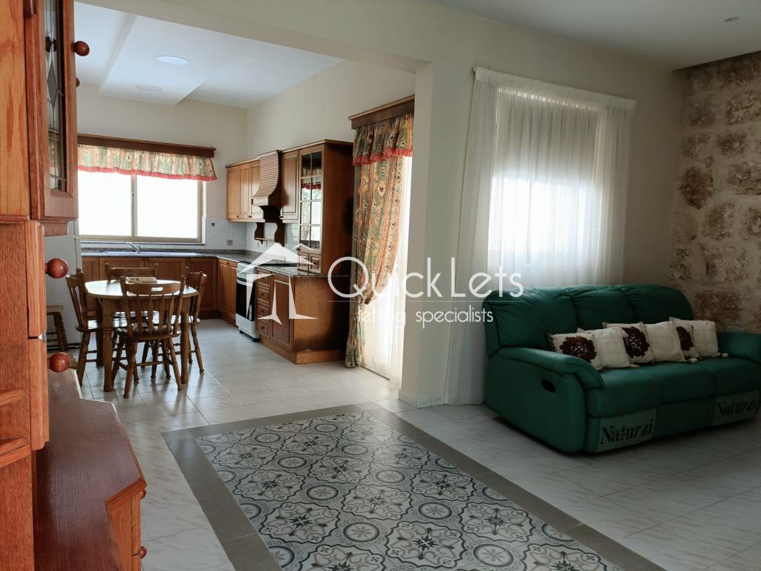 Townhouses in Mgarr - Image 2