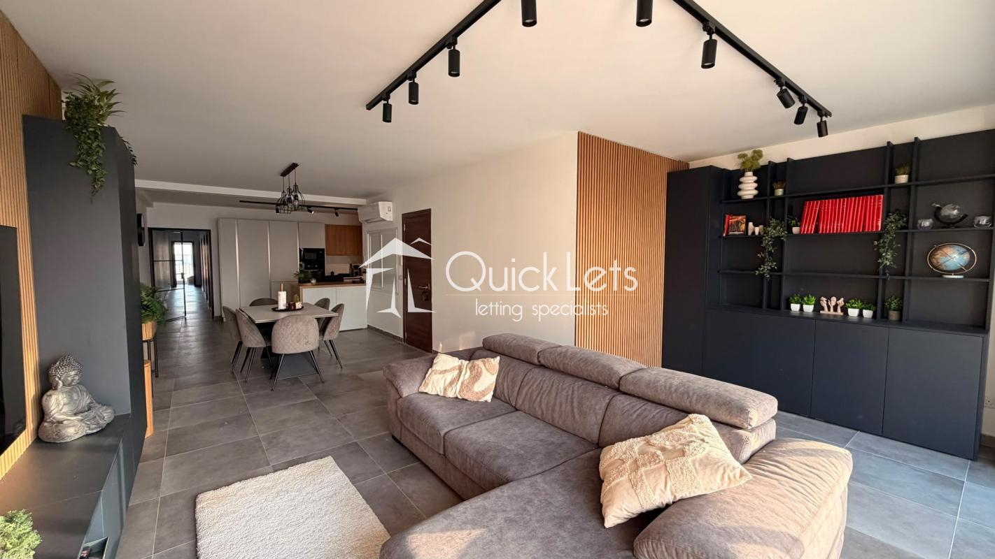 Property in Naxxar