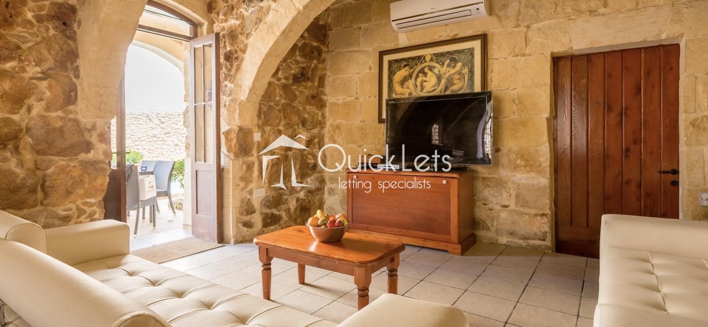 Farmhouses in Gozo - Xaghra - Image 2