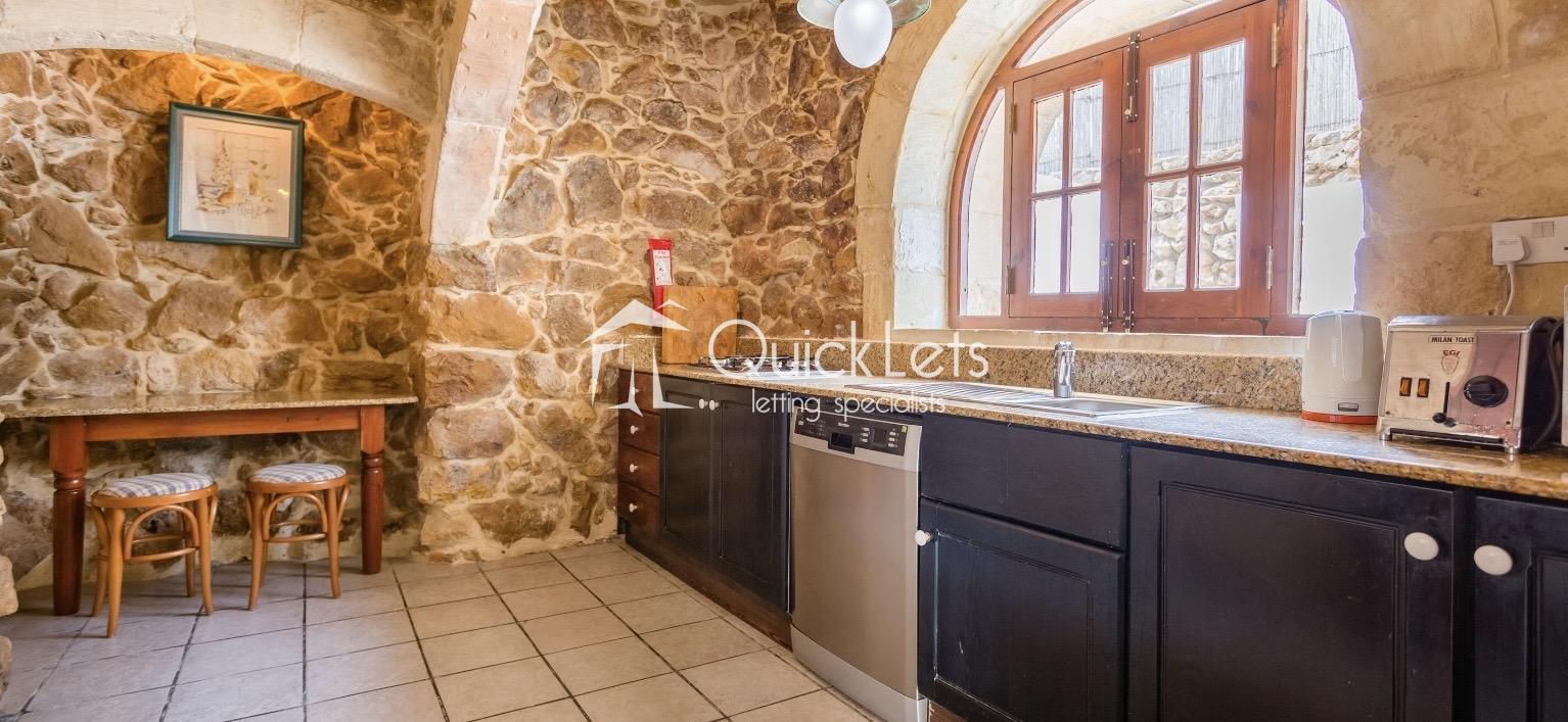 Farmhouses in Gozo - Xaghra - Image 3