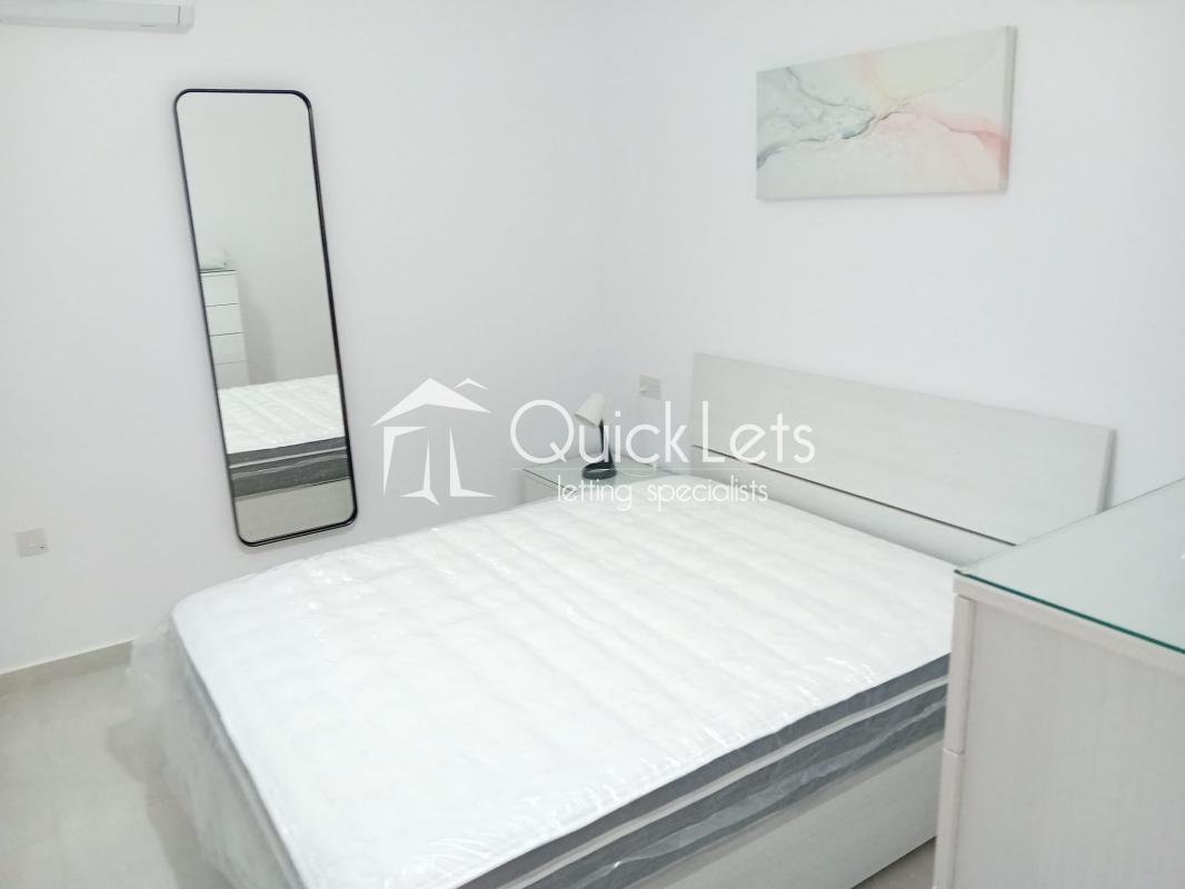 Apartments in Gzira - Image 3
