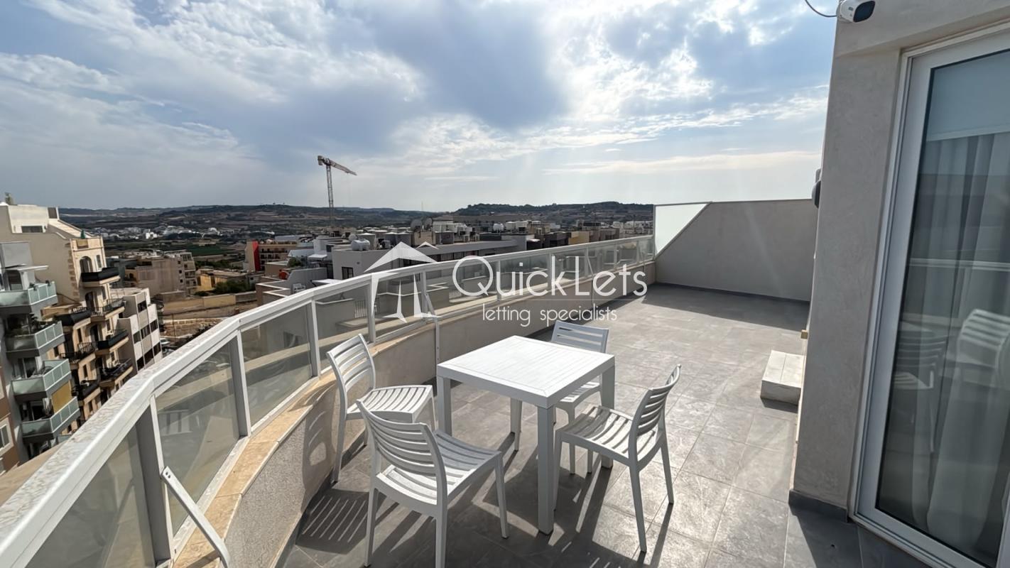 Property in Qawra