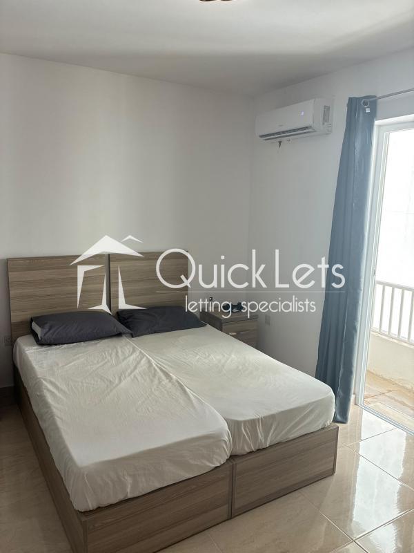 Rooms in Pieta - Image 2