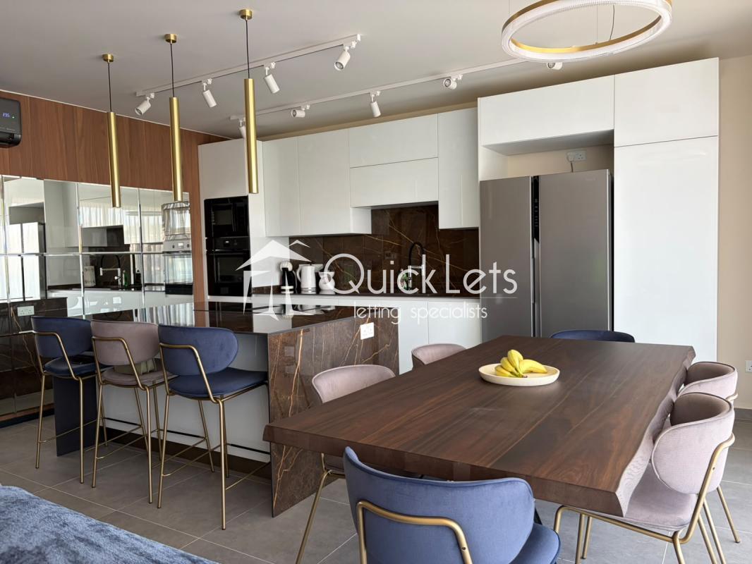 Apartments in Pembroke - Image 4