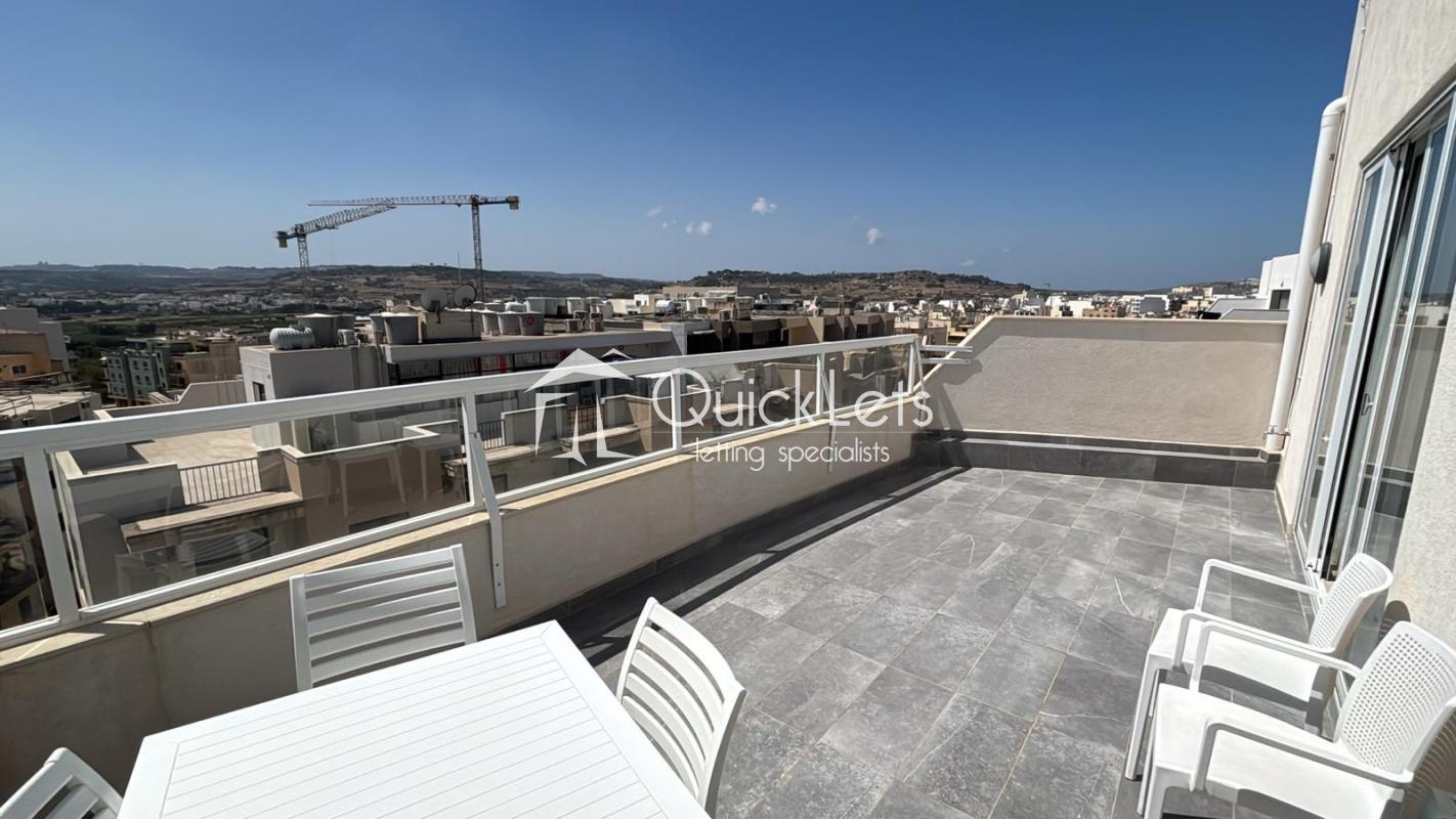 Property in Qawra