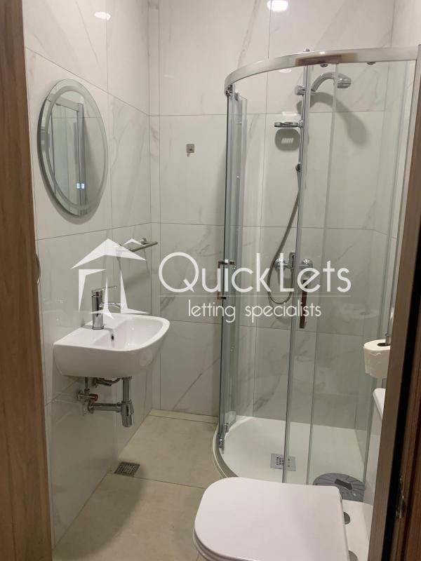 Rooms in Swieqi - Image 5