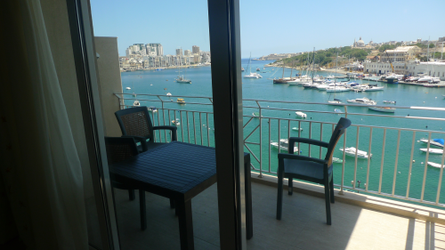 Apartments in Gzira - Image 2
