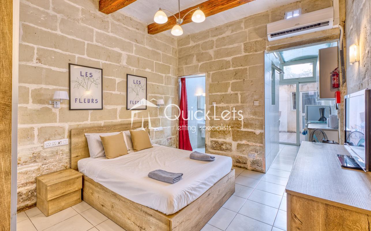 Property in Ta' Xbiex