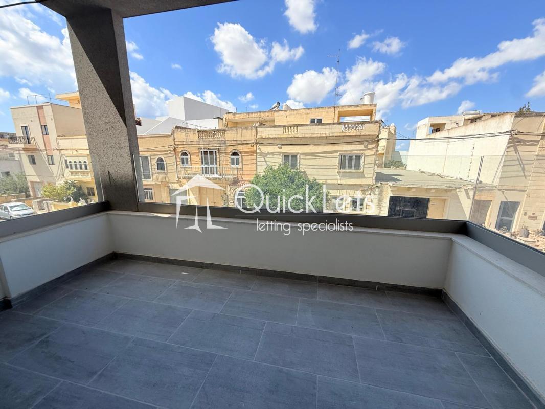 Property in Zebbug