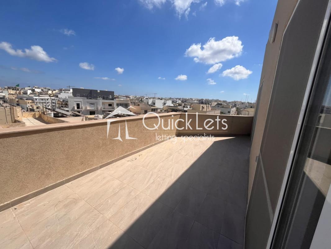 Property in Fgura