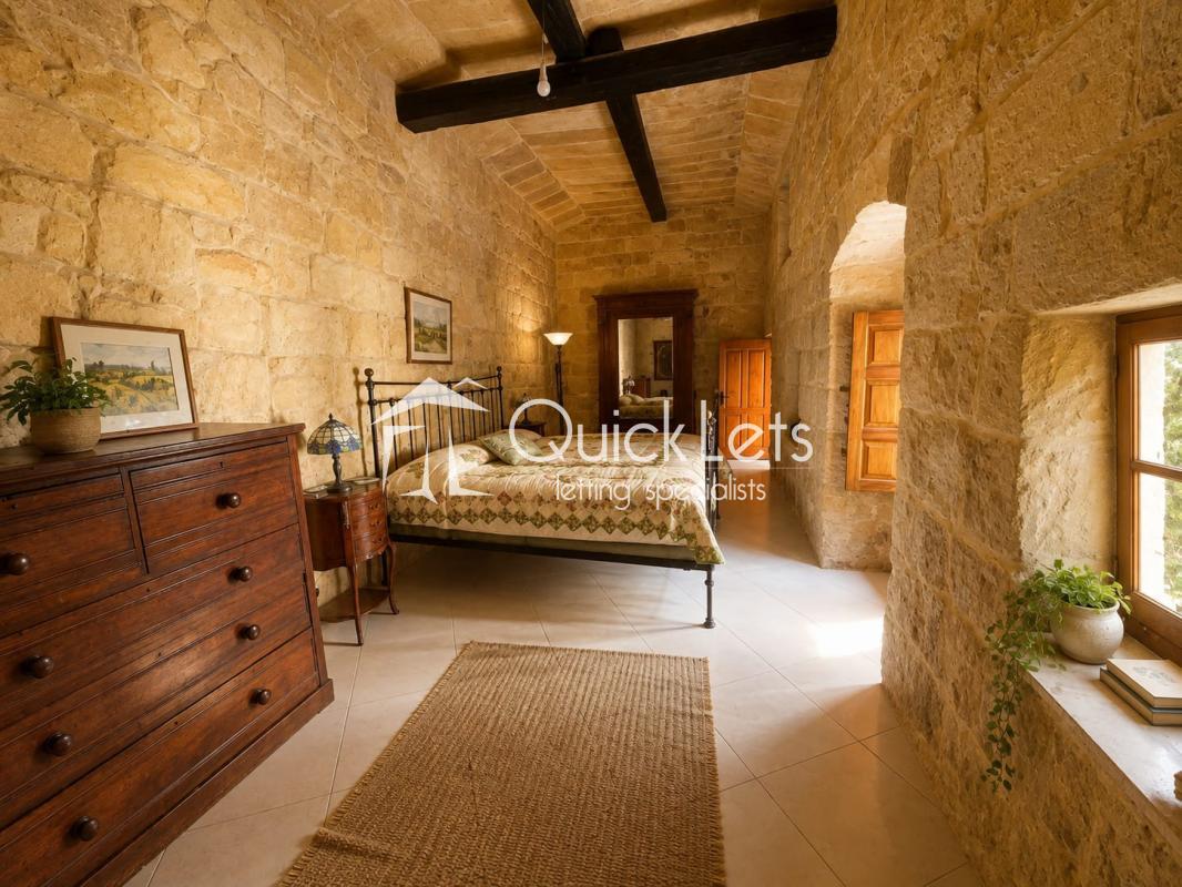 House of Character in Zejtun - Image 2