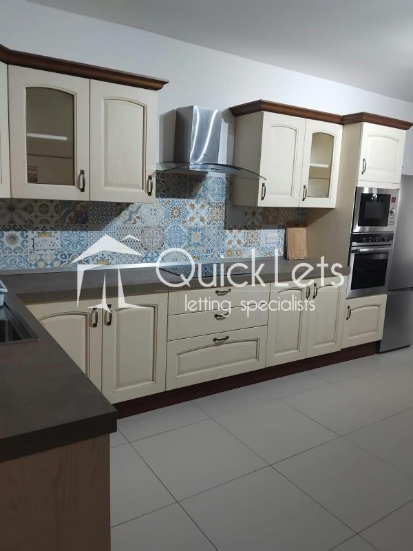Apartments in Qawra - Image 2