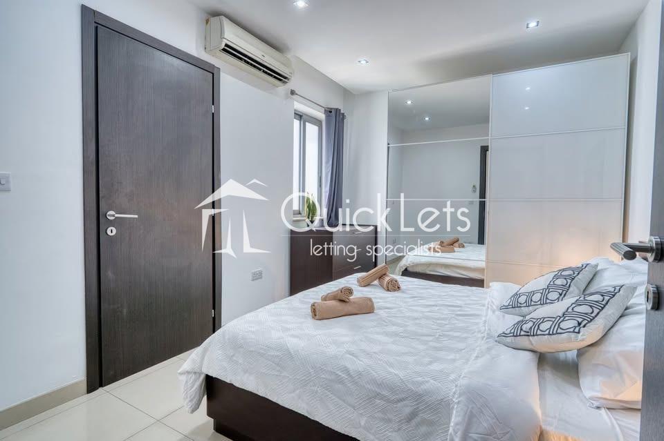 Apartments in Sliema - Image 5