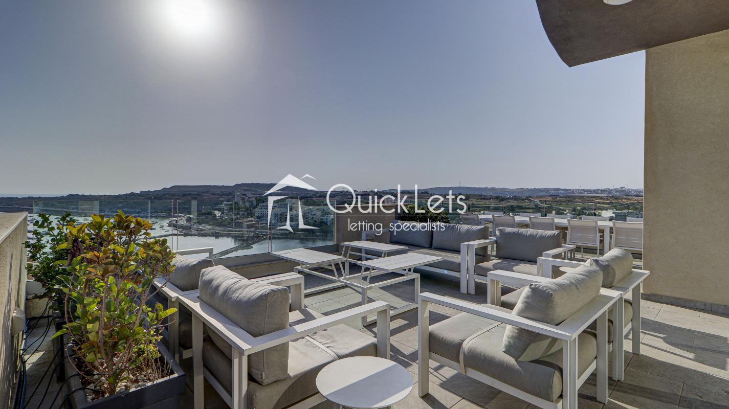 Property in Qawra
