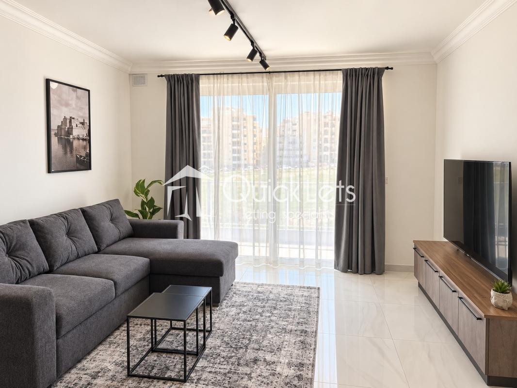 Property in Qawra