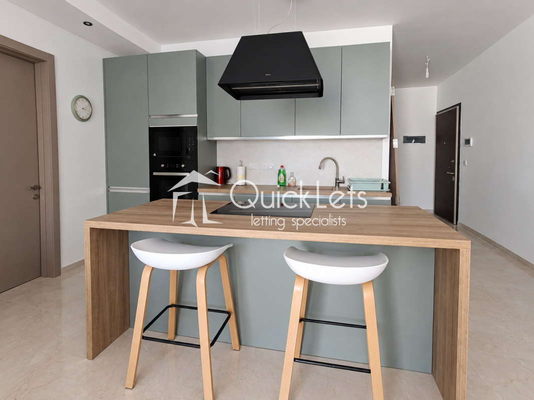Property in Qawra
