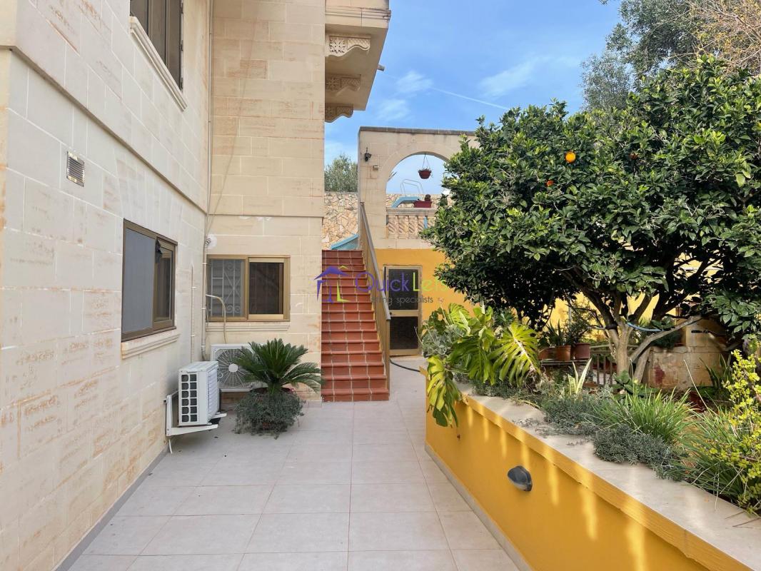 Property in Ta' l-ibragg